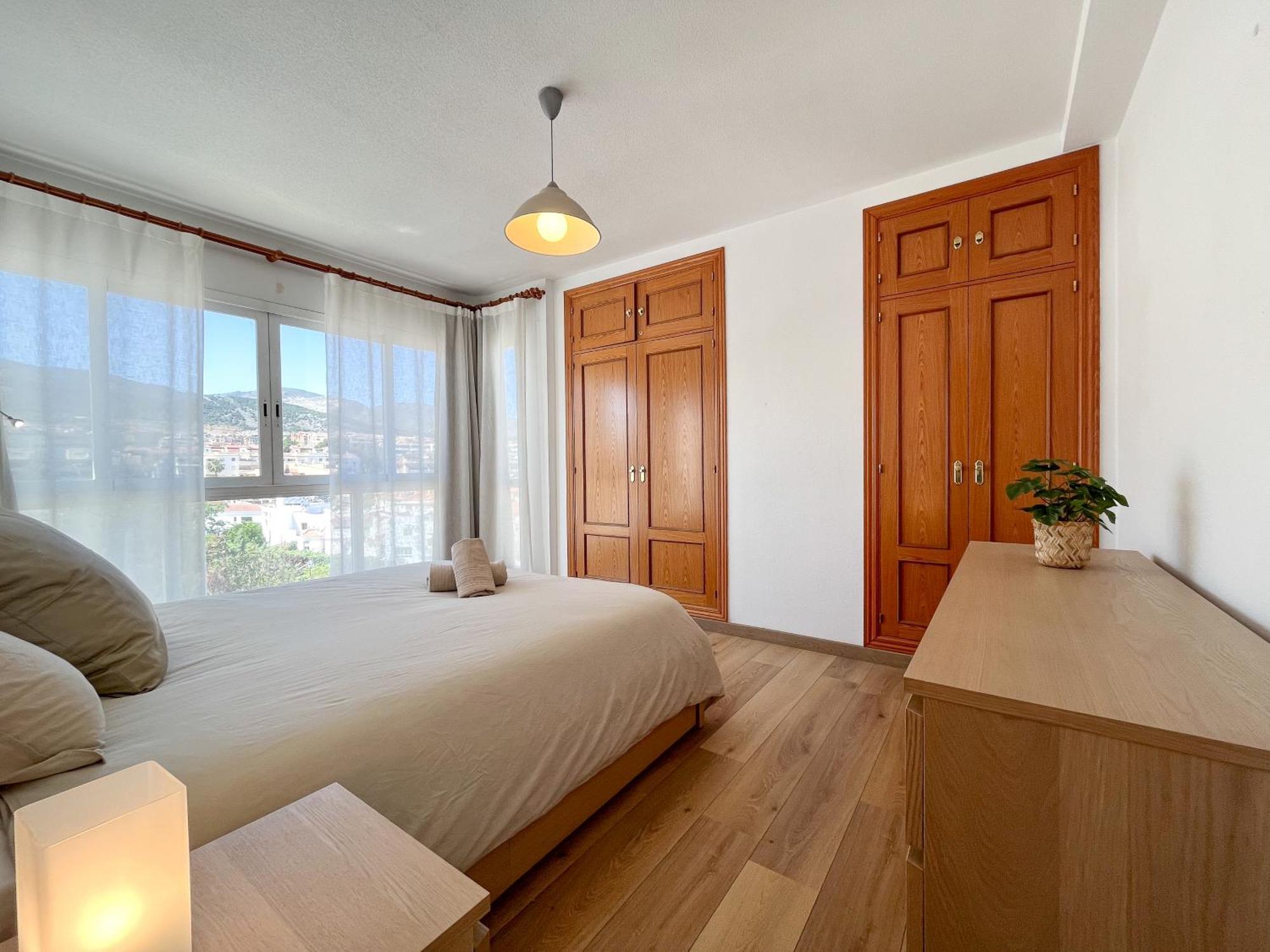 בנאלמדנה Appartement Spacieux Avec Terrasse Et Piscine מראה חיצוני תמונה